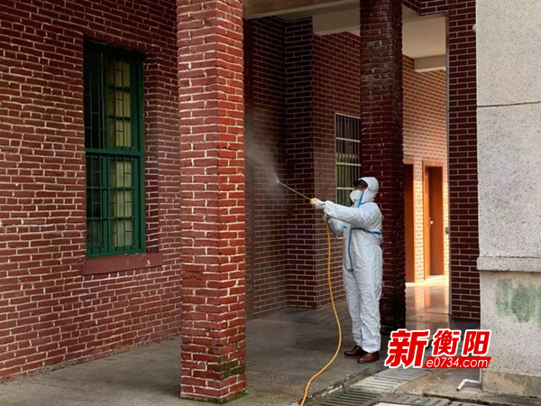 專(zhuān)業(yè)消殺公司開(kāi)展疫情預(yù)防性消毒工作